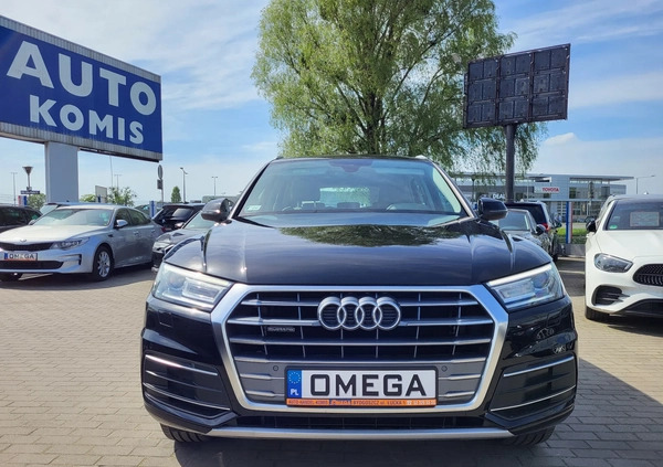 Audi Q5 cena 155000 przebieg: 70000, rok produkcji 2019 z Bieruń małe 172